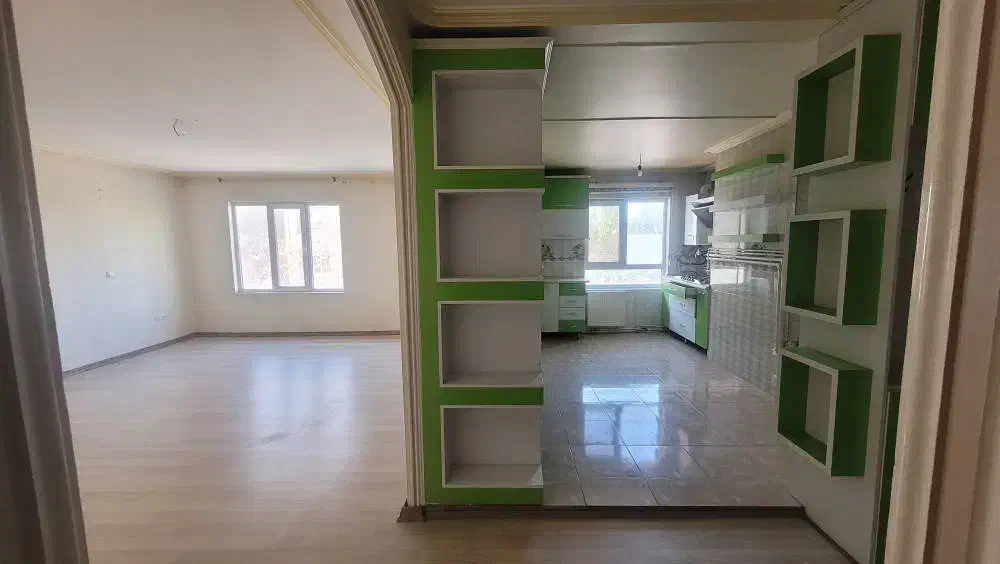 منظریه(نسترن طبقه اول ۳خواب)