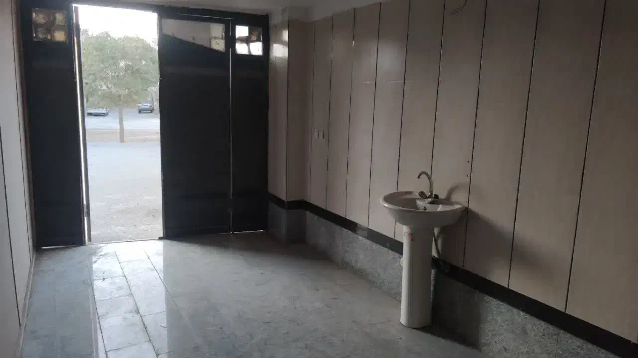 پارکینگ ده متری برای انباری
