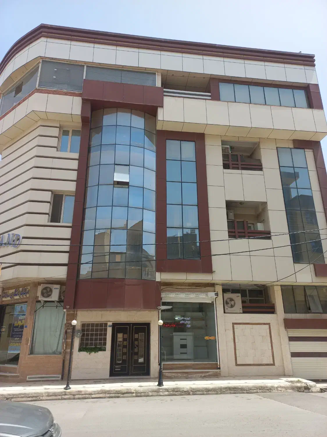 اپارتمان۱۶۵ متری شخصی ساز