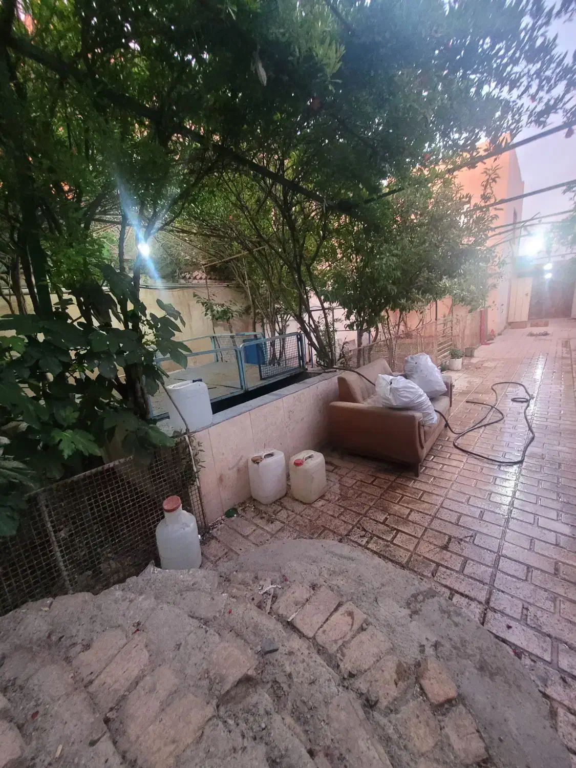 باغچه حکیم آباد