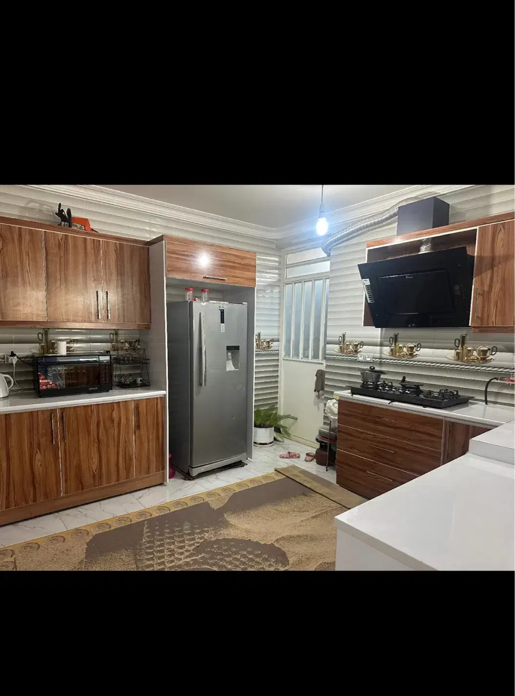 ویلایی طبقه اول ۱۳۰ متری کنگان خیابان معلم