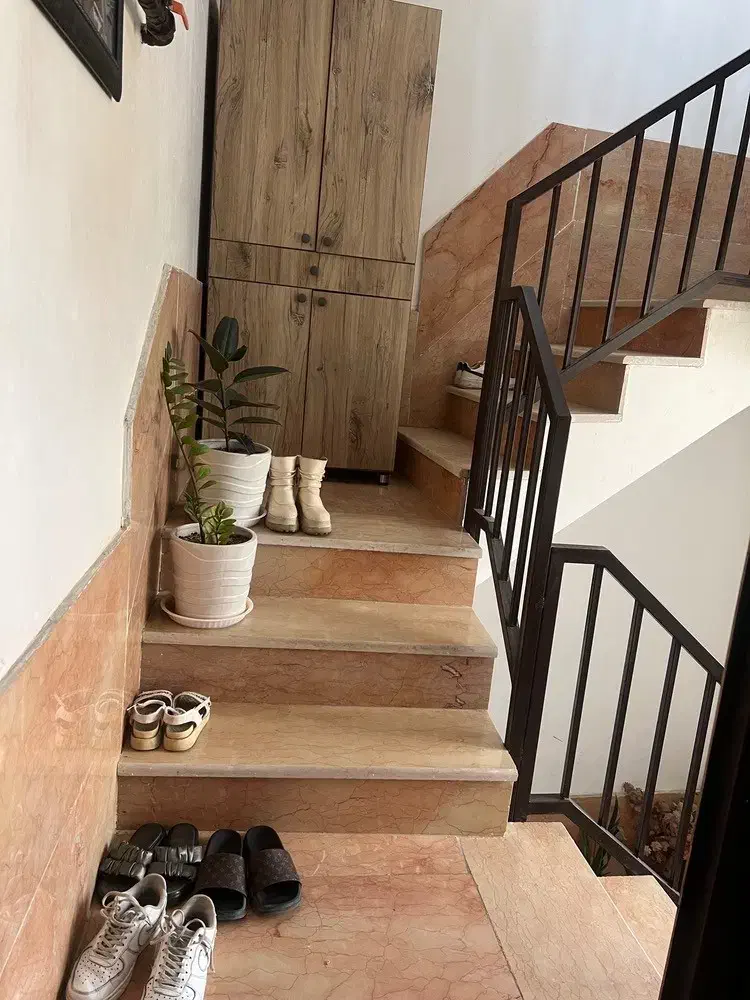 منزل ویلایی دوطبقه (فروش طبقه دوم)