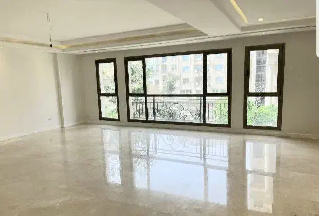 ۶۵ متر کلید نخورده _بدون پرتی_روبه نما