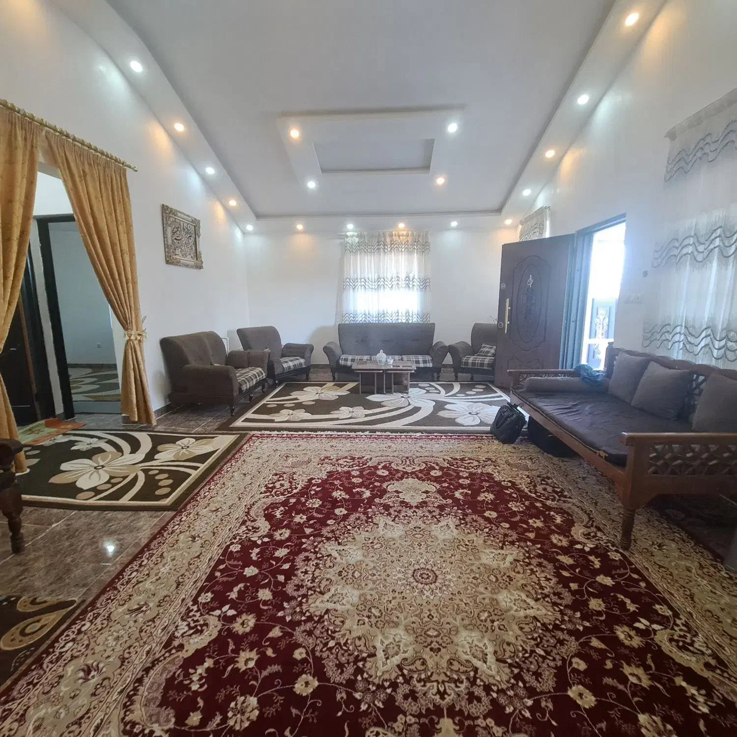 ویلا مبله سالانه زیباکنار