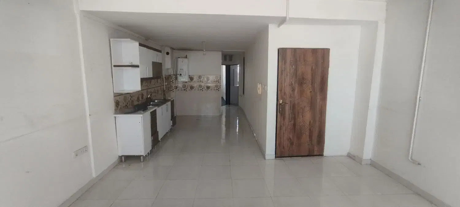 ۹۰متری دوخوابه با پارکینگ اختصاصی