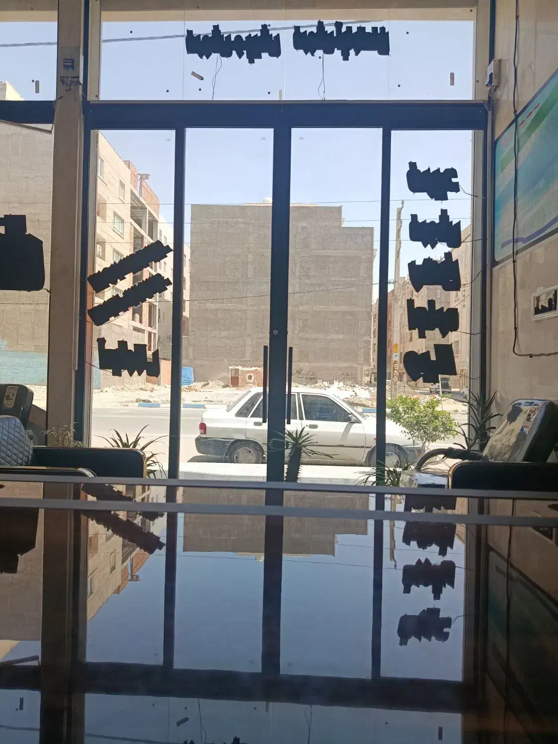 فروش واحد 130 متری تک واحدی نوساز با پارکینگ