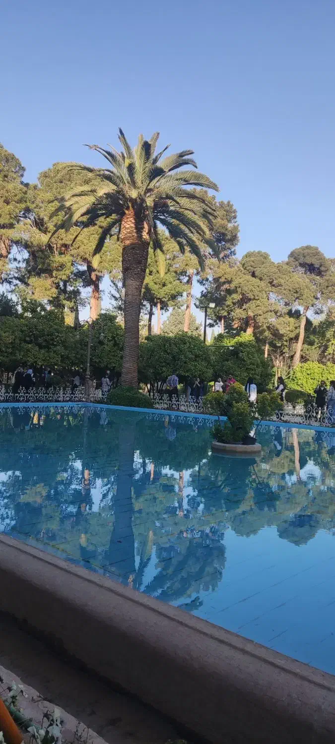 ملک با پروانه ساخت ۴ واحد سفیرشمالی