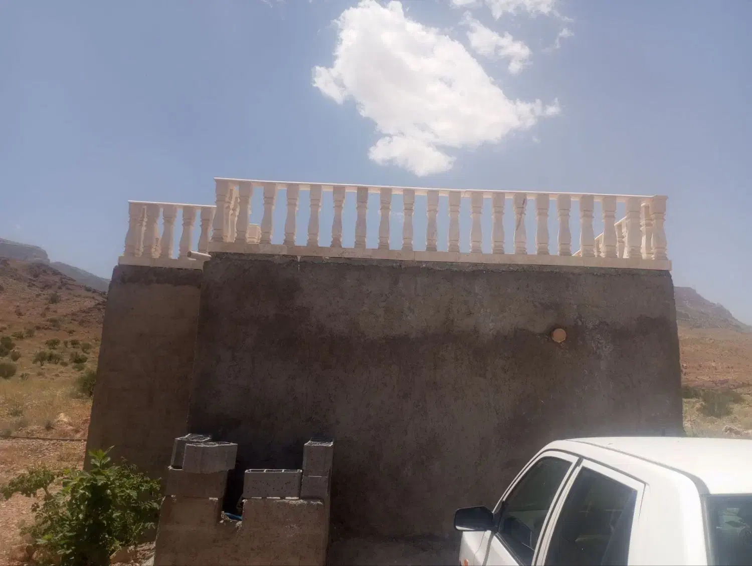 ملک بیابون
