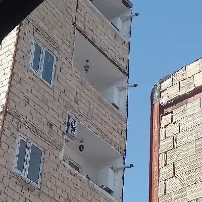 همخونه میشم.آقاهستم