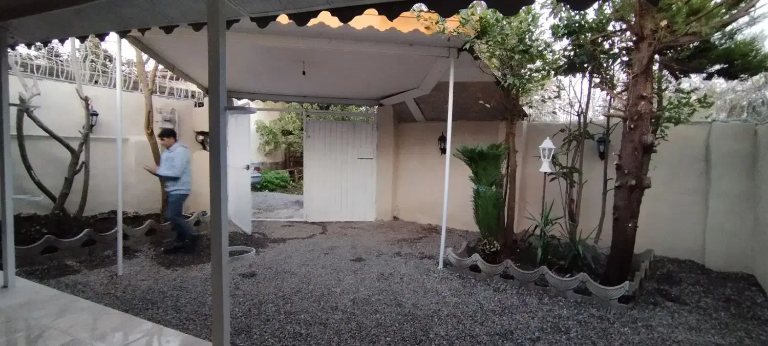 خانه ویلایی دنج، سند دار