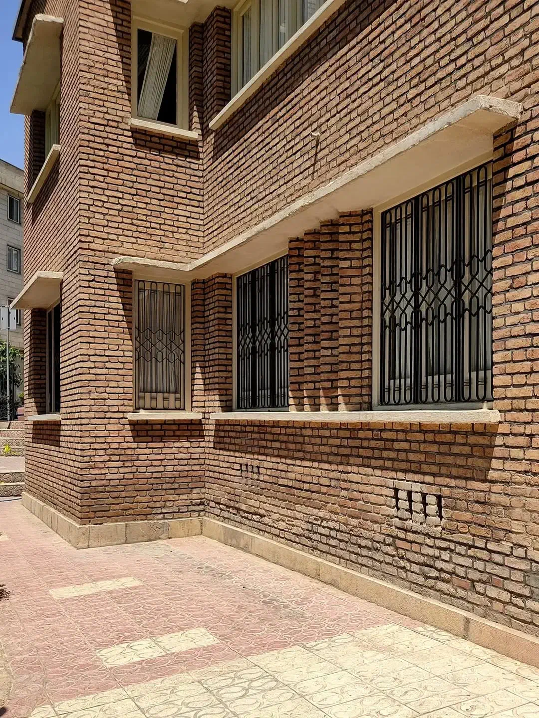 اجاره عمارت زیبای قجری بازسازی شده _امین حضور