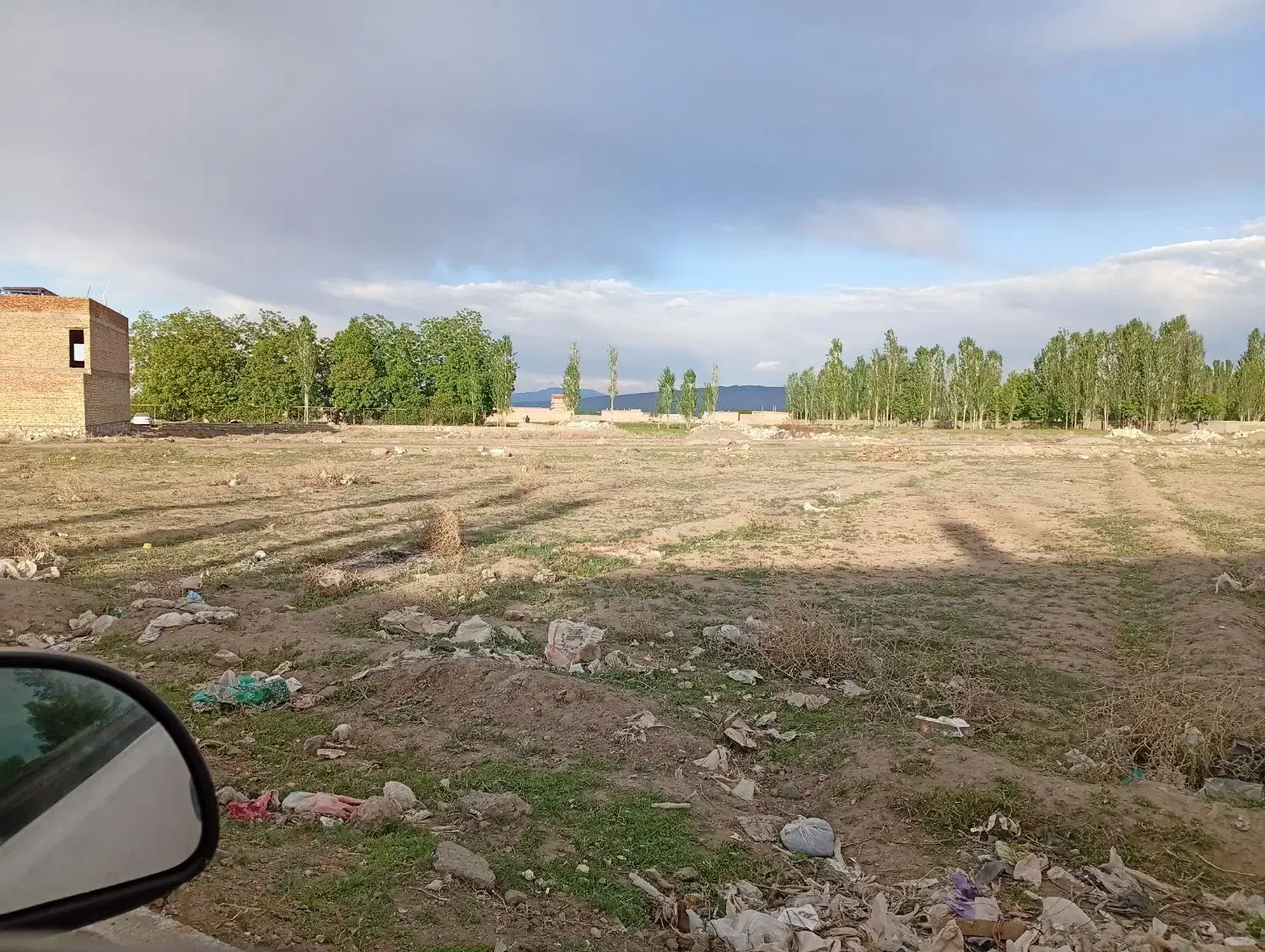 یک قطعه زمین در اکبرآباد
