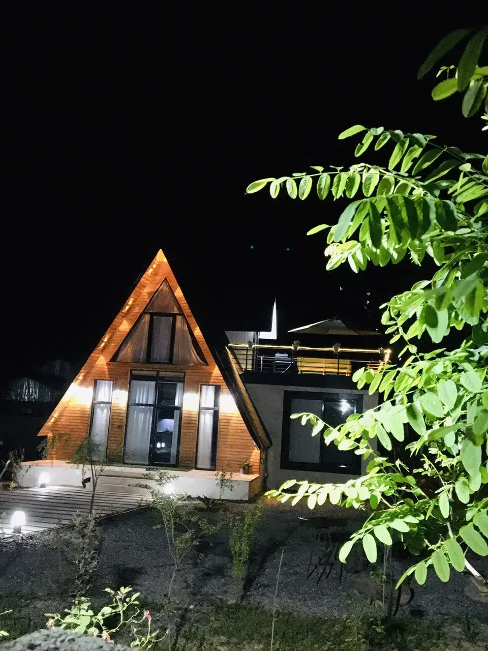 اجاره کلبه چوبی جکوزی دار