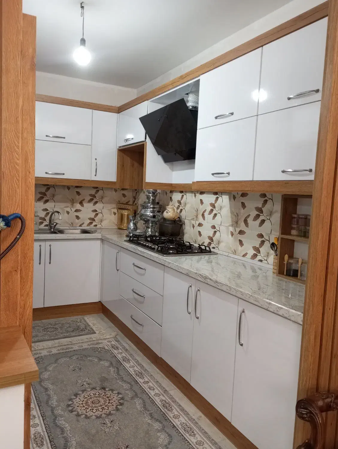آپارتمان در مفتح دو نبش