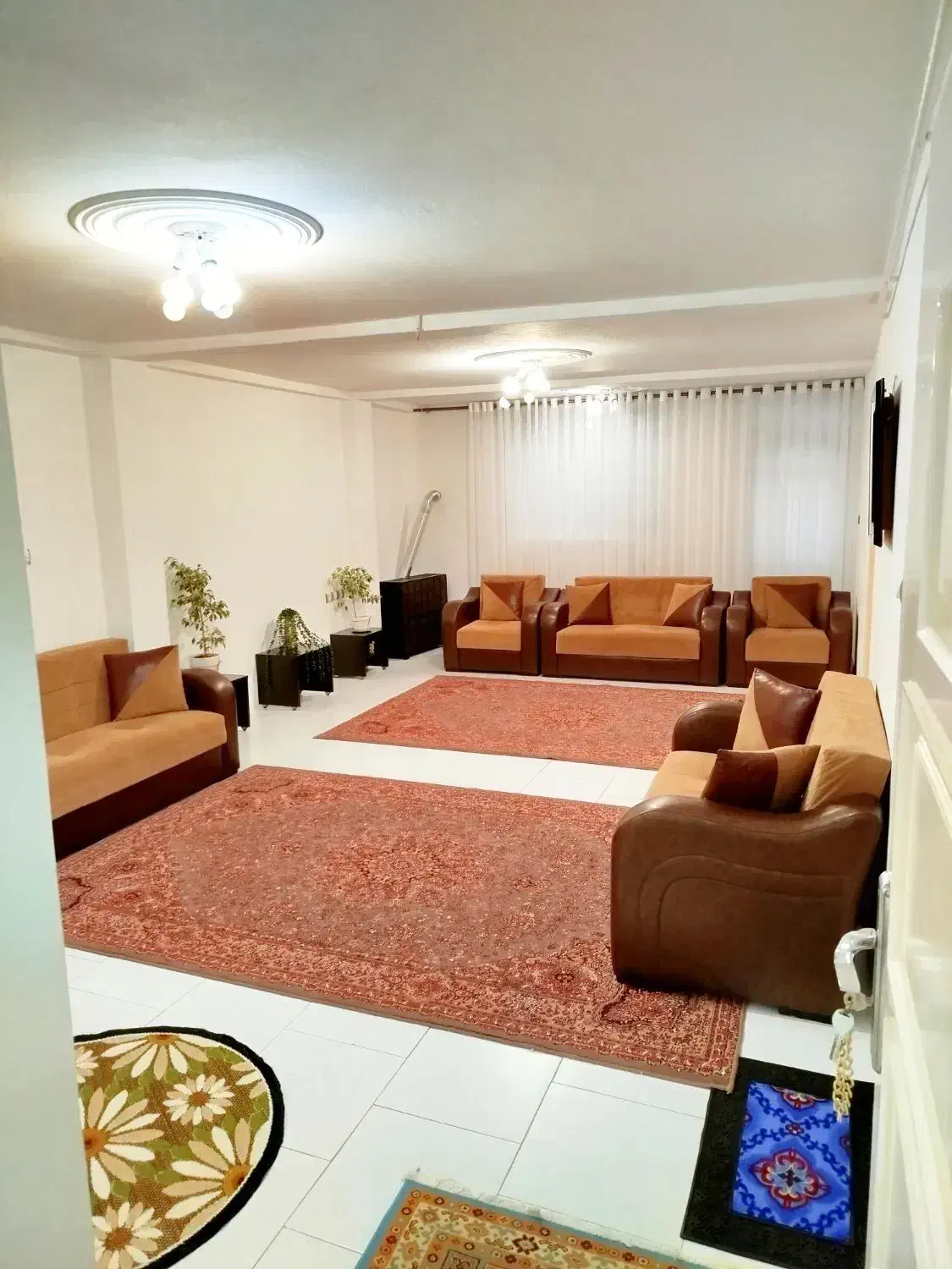 سوئیت ویلای ساحلی دربست،85متری در پاسدارن،پارکینگ
