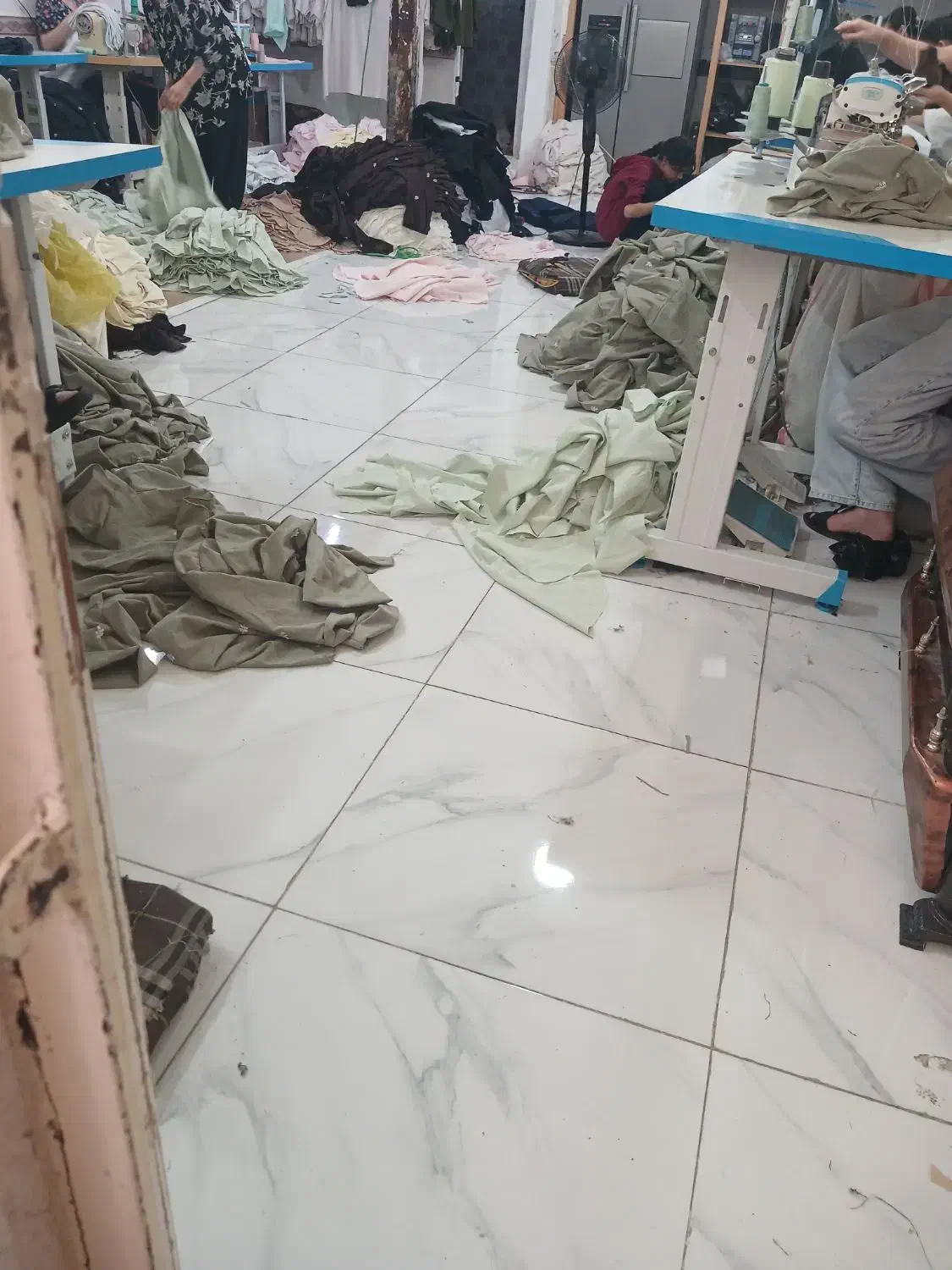 کارگاه خیاطی