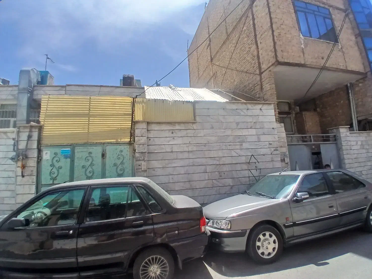 منزل ویلایی حصارک پایین کوچه رسولی