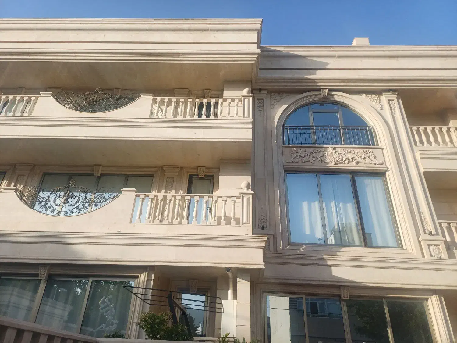 آپارتمان مجلل تاچارا