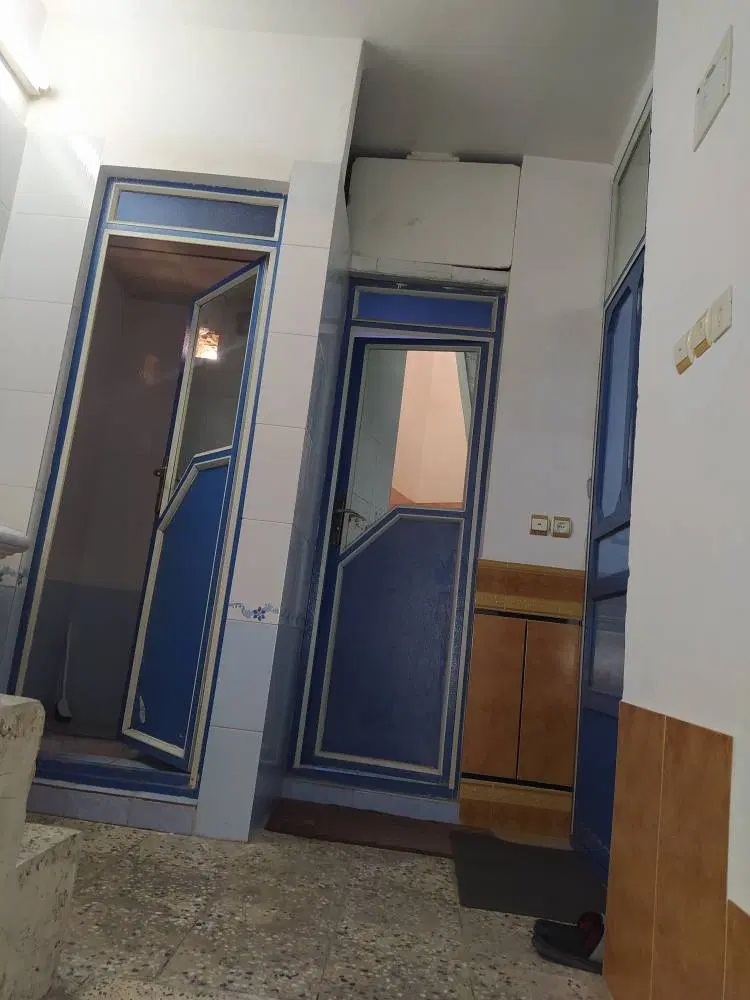 80 متری پارکینگ دار