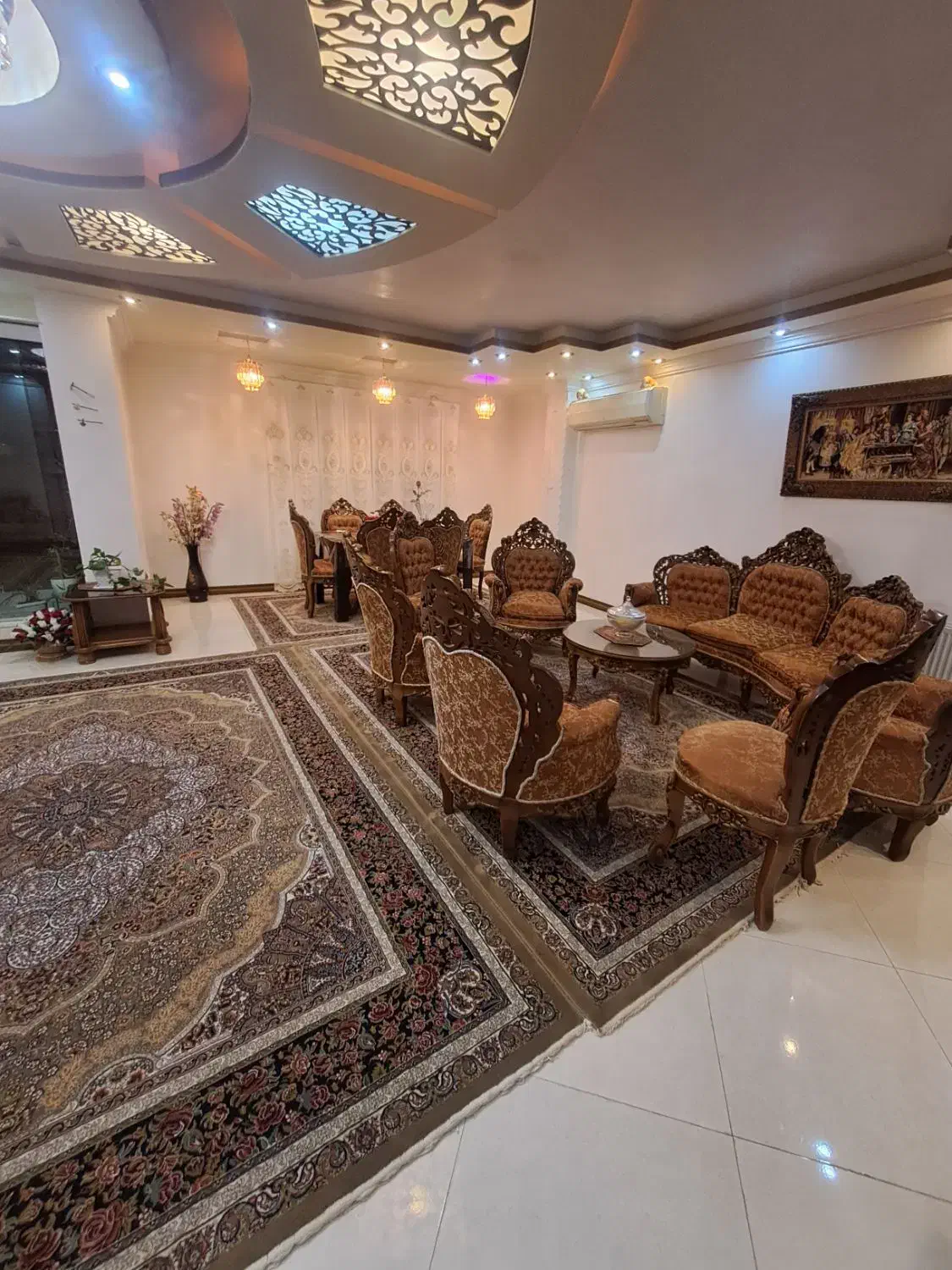 آپارتمان بیانی