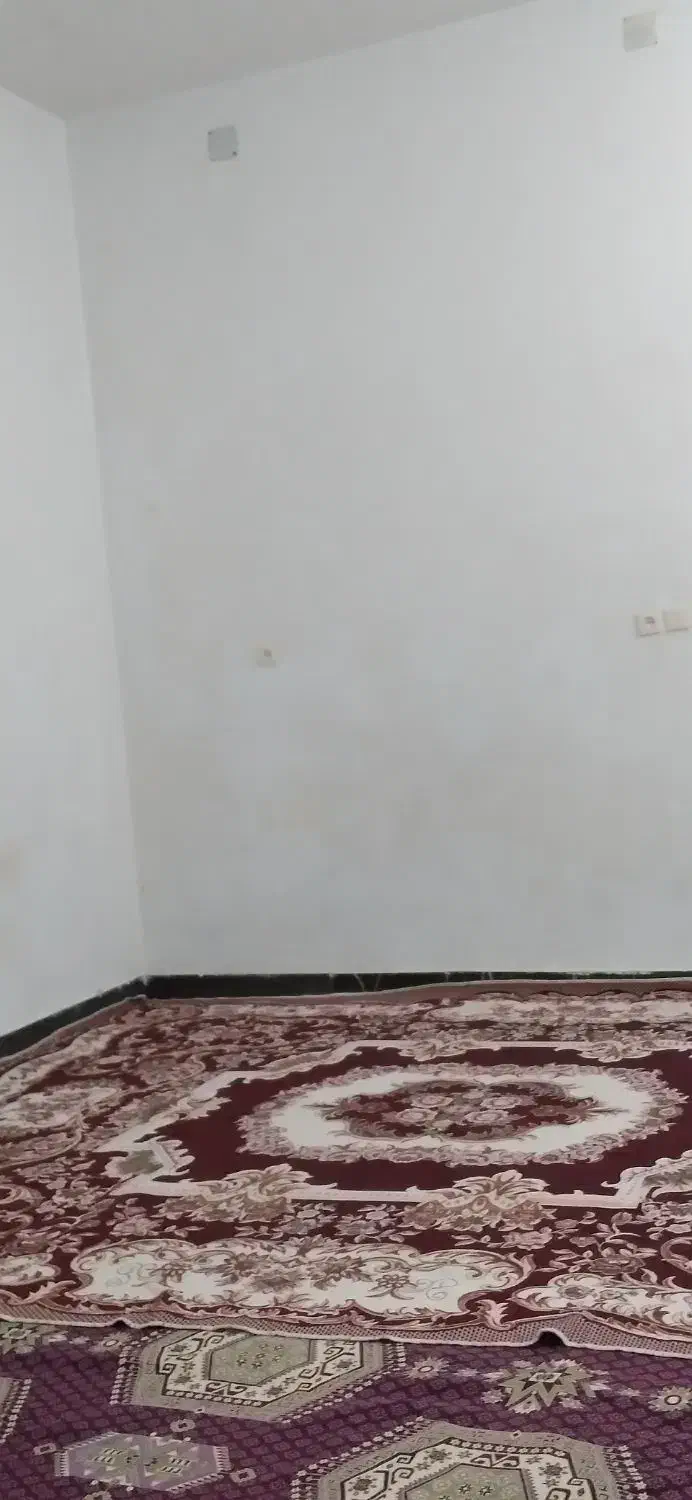 زیرزمینی