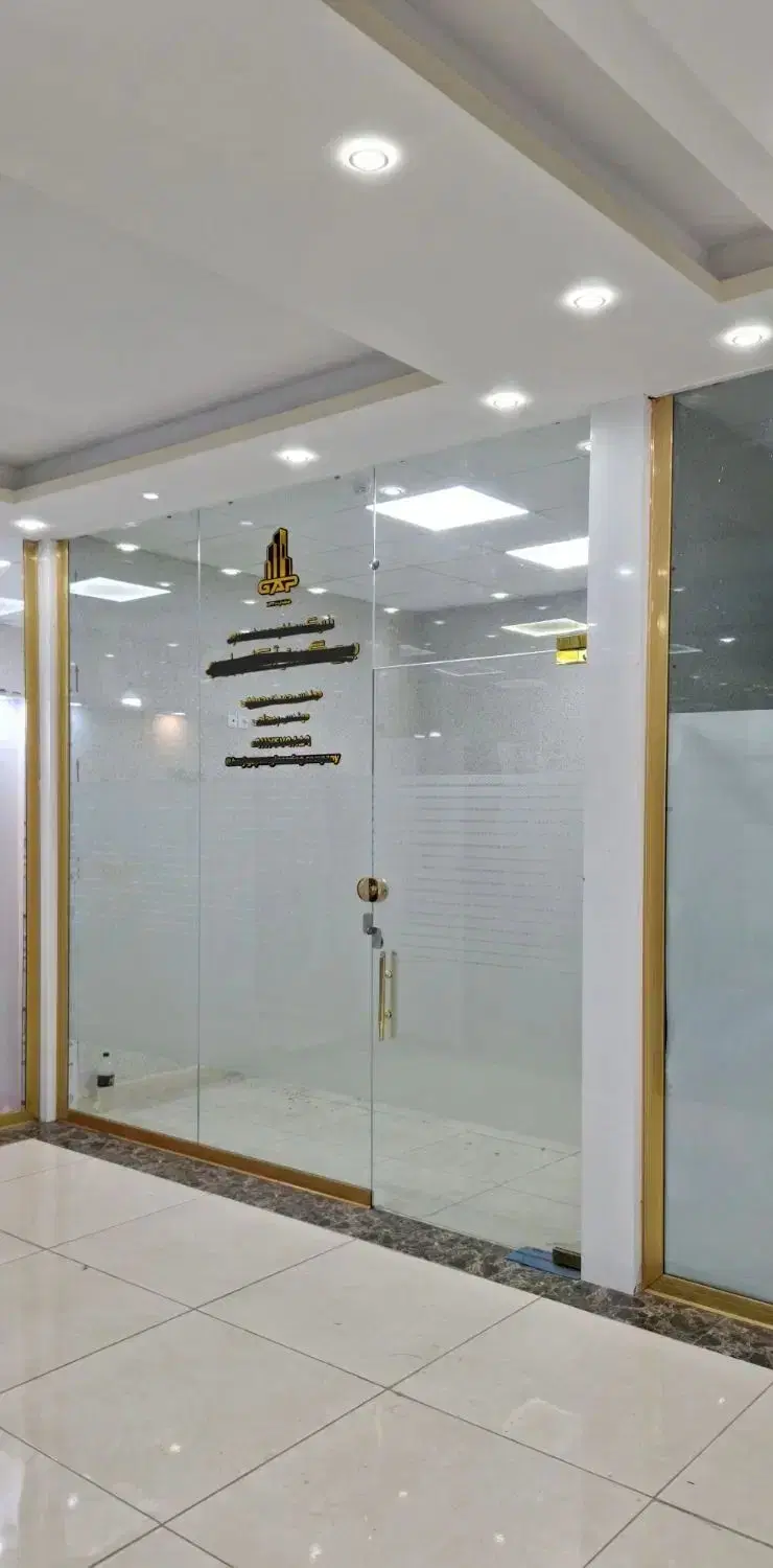 اجاره یا فروش مغازه ۱۲ متری