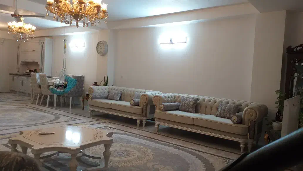 پنت 180 متری در خیابان ساری