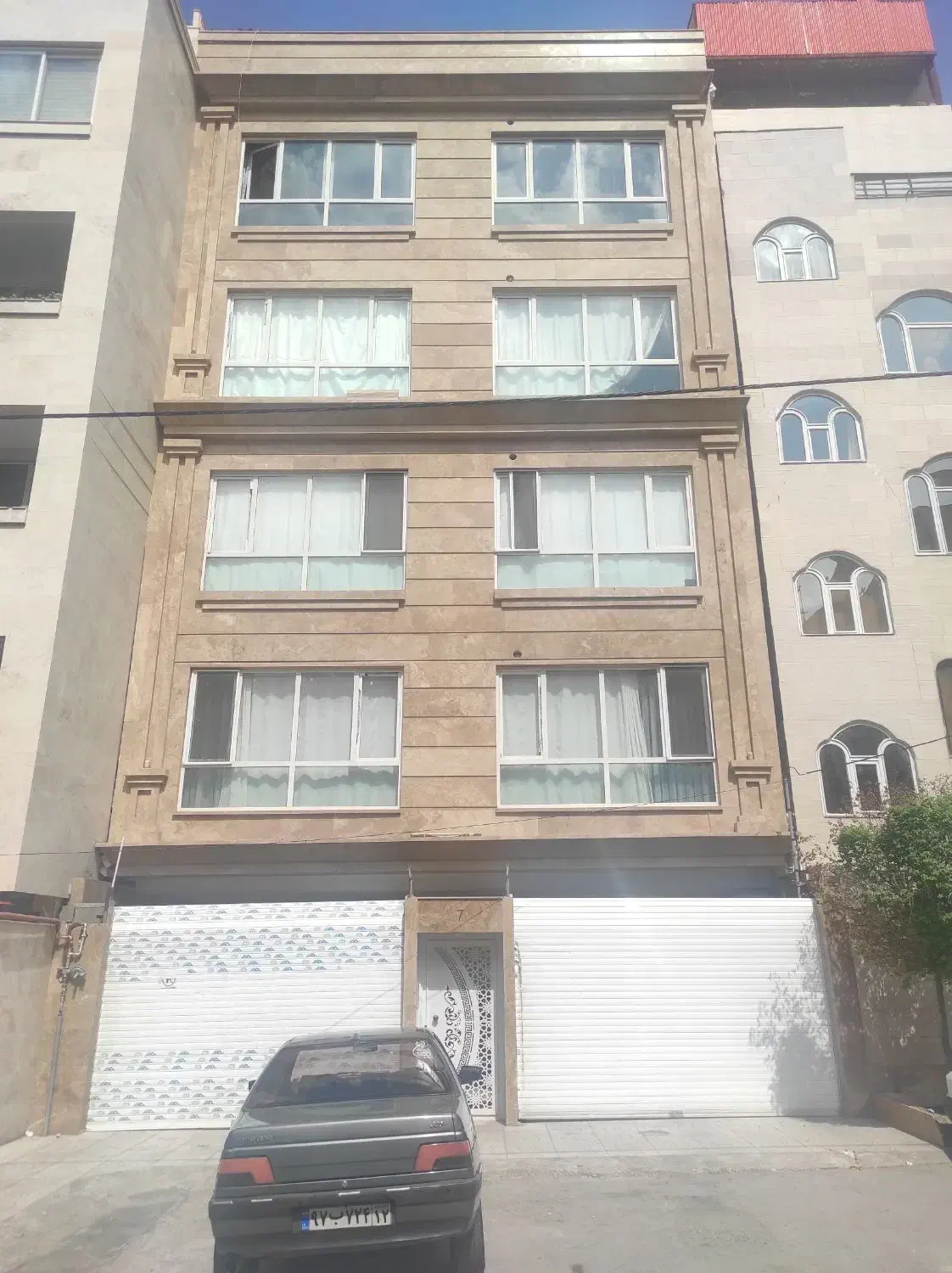 120مترلوکس