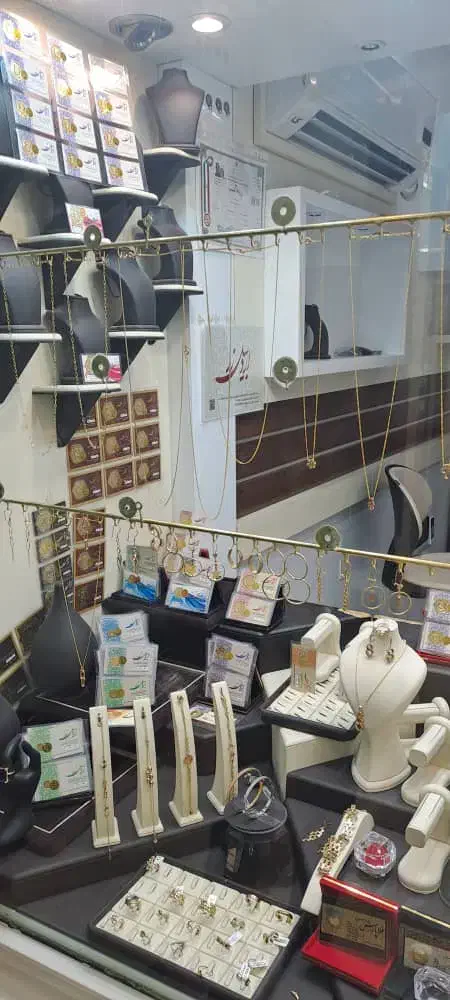 مغازه طلافروشی