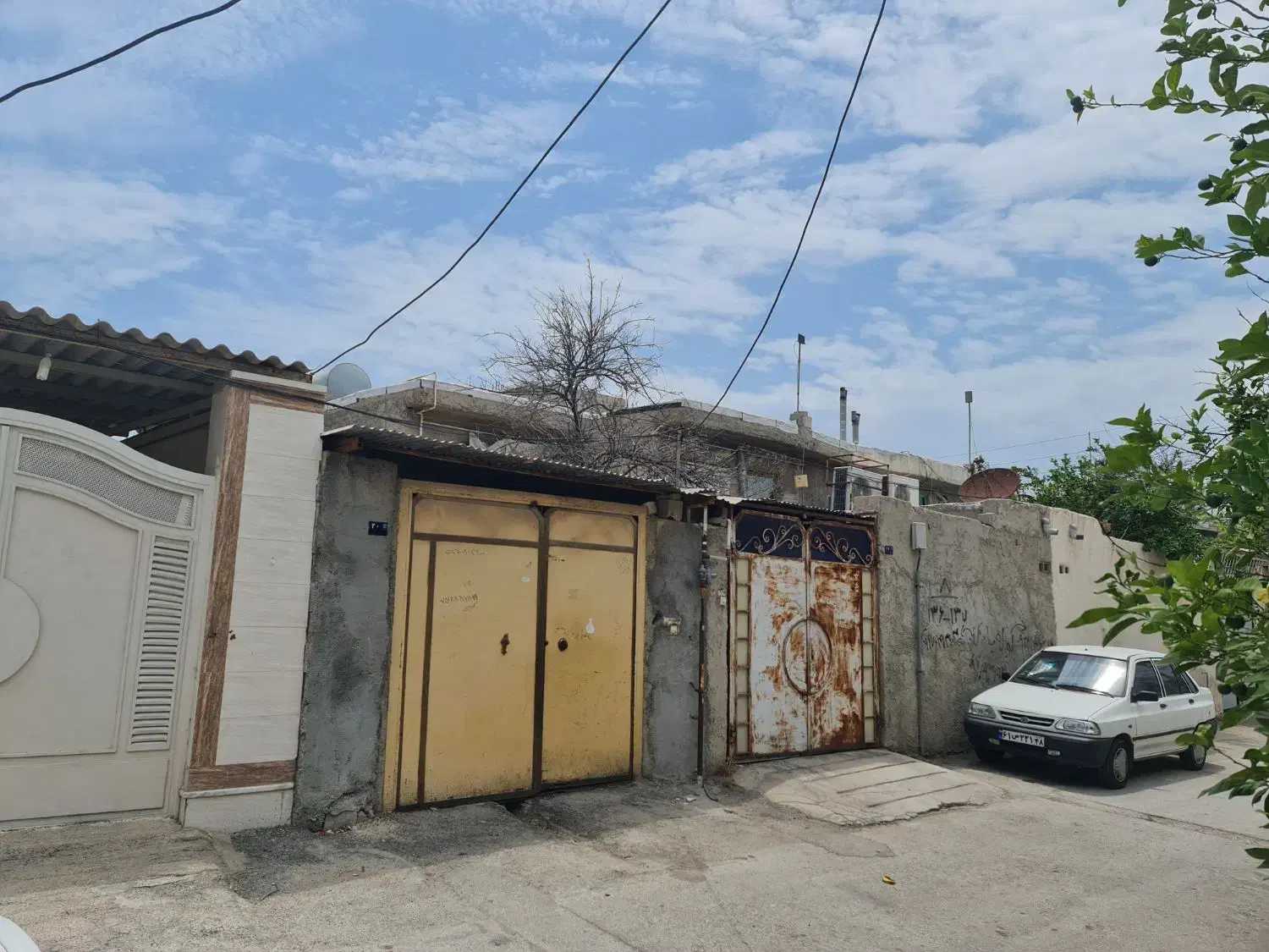 ویلایی ۲۴۰ متری کلنگی تنگک اول