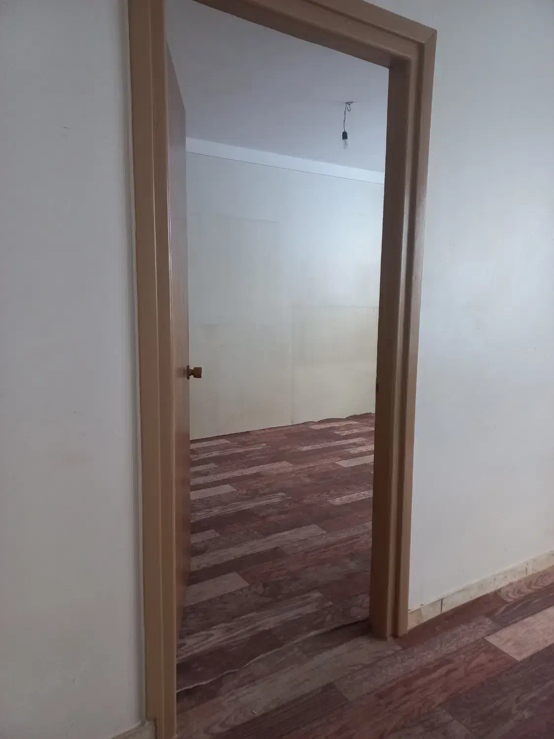 ساختمان  دو طبقه دربست و جداگانه