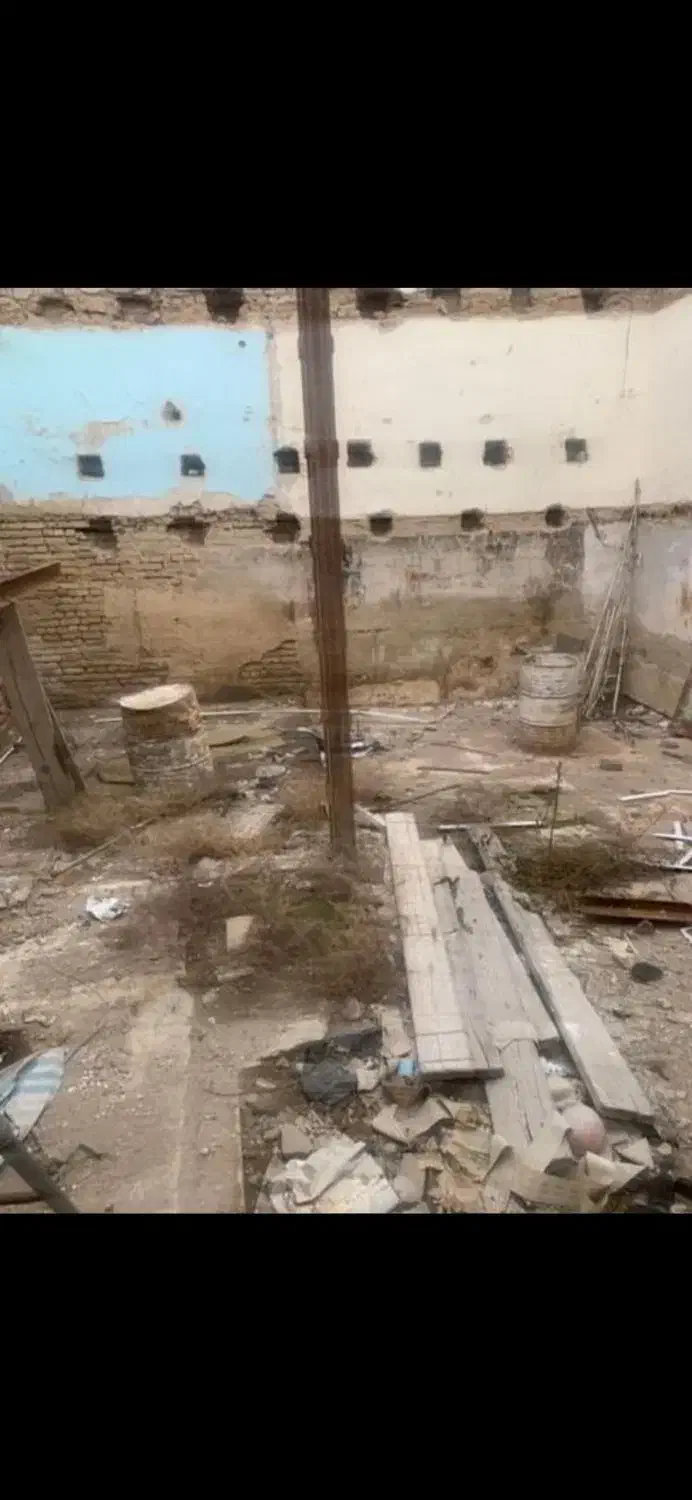 زمین کلنگی اخر شهناز