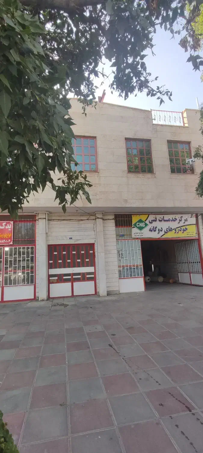 ۵۱متر میدان پلیس