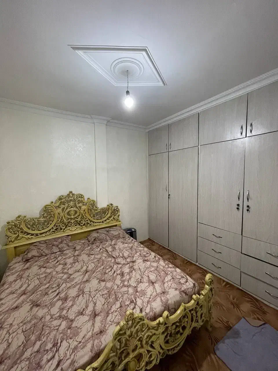 س طبقه ۲۰ متر مغازه تجاری در ده قدمی خیابان اصلی