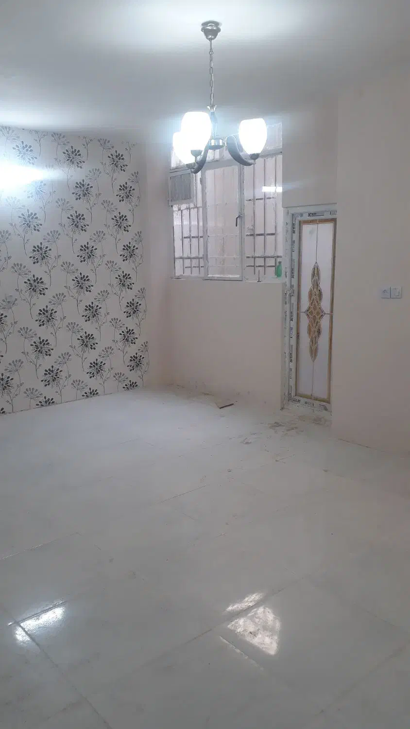 آپارتمان همکف۷۵متری راه جدا