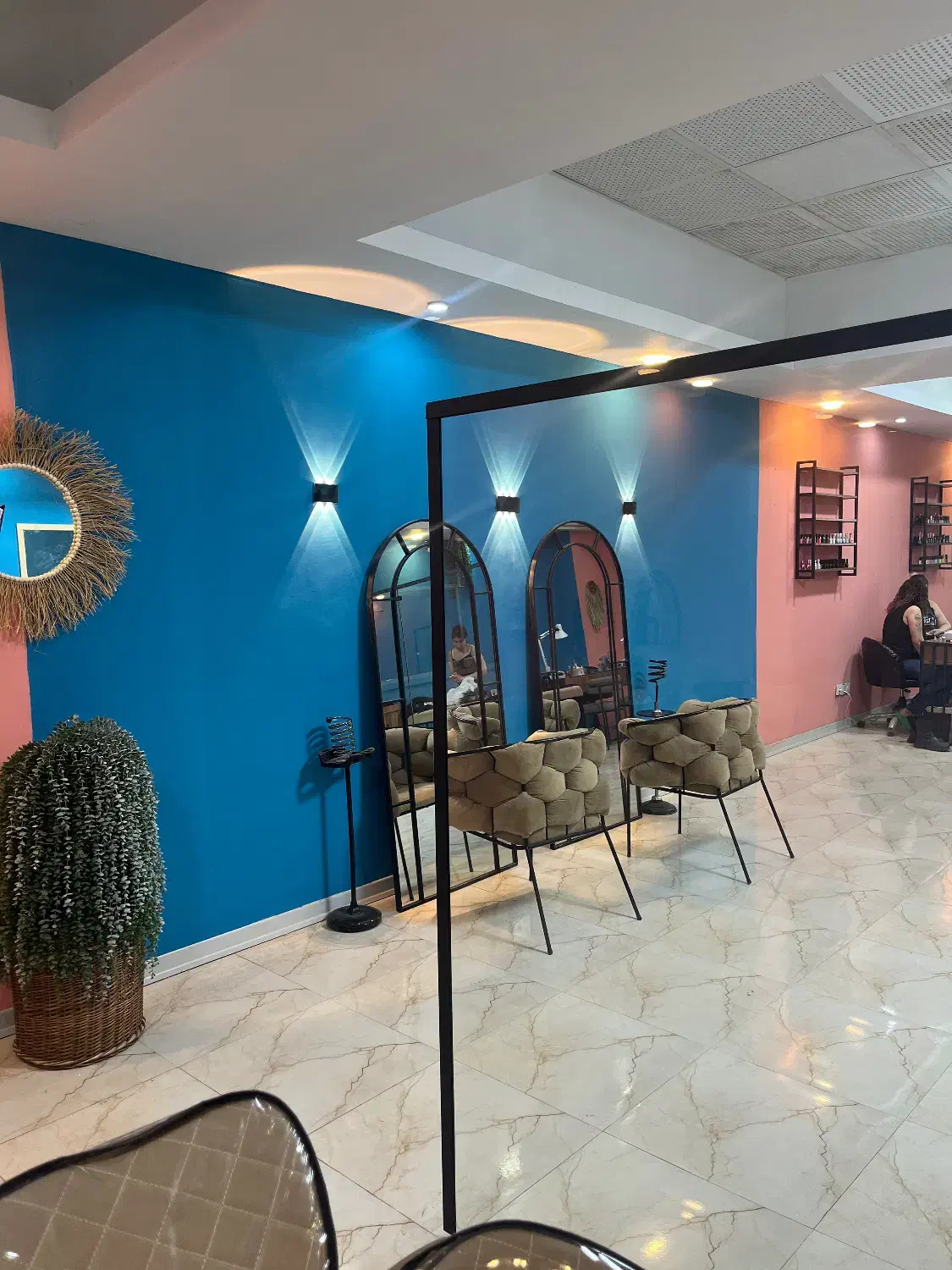 اجاره اتاق در سالن زیبایی گوهردشت
