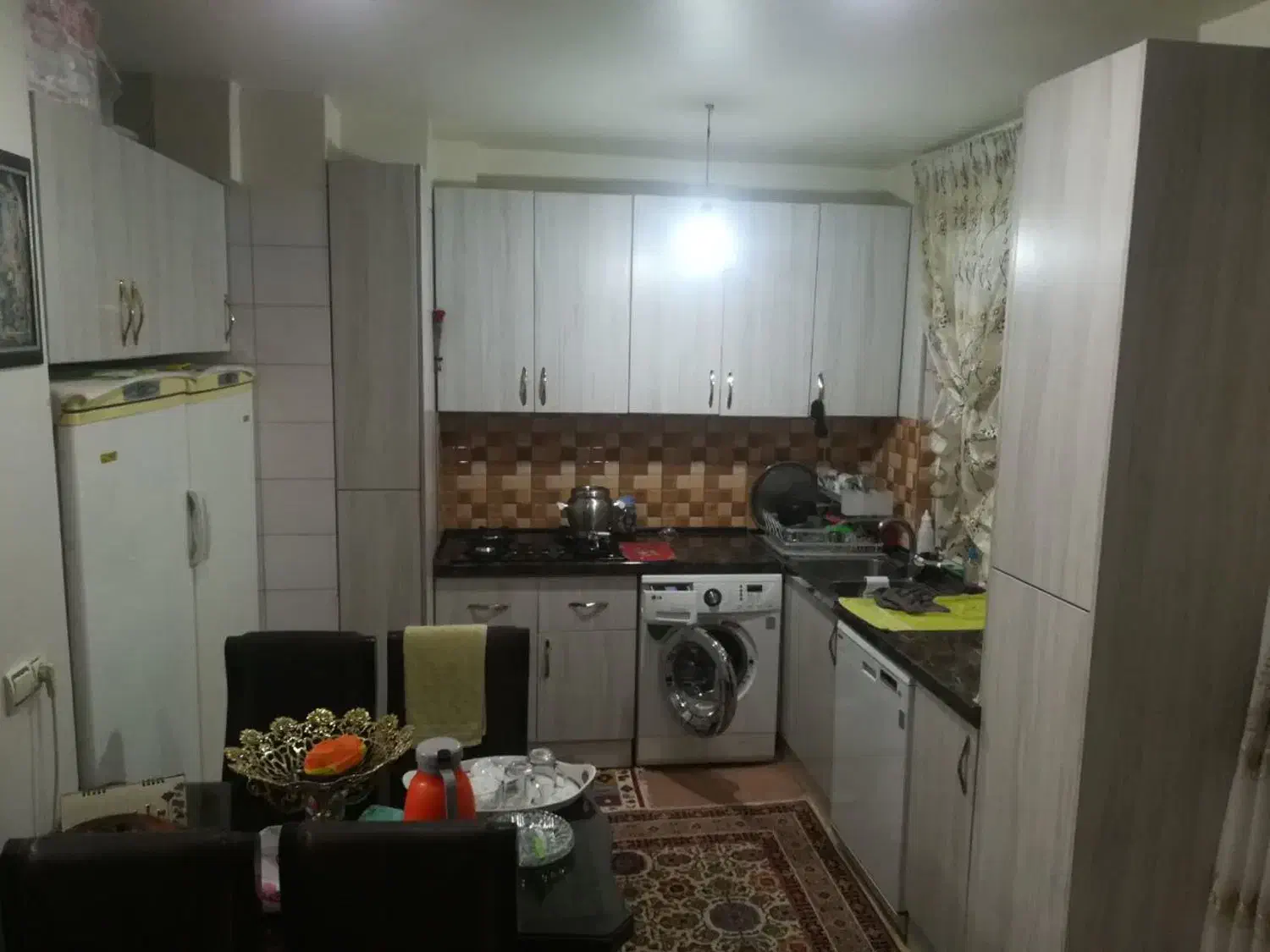 آپارتمان 77 متری دوخوابه همکف