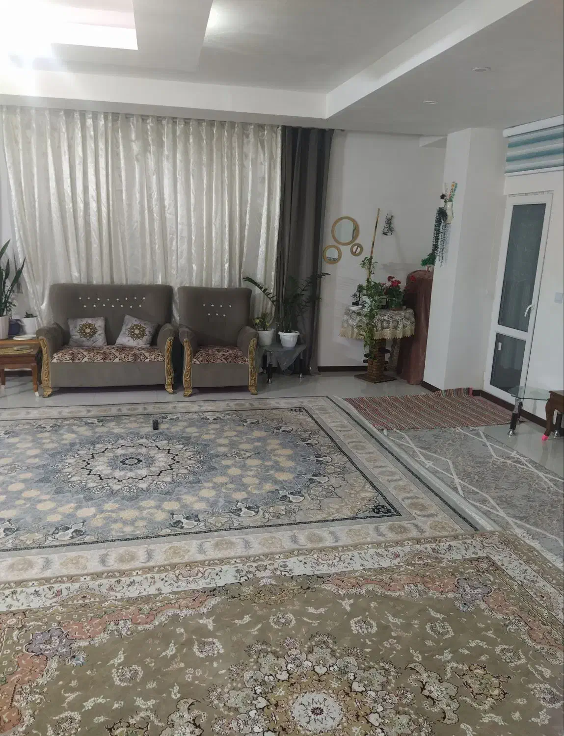آپارتمان ۹۵متر،روبه نما،فول امکانات،طبقه۴