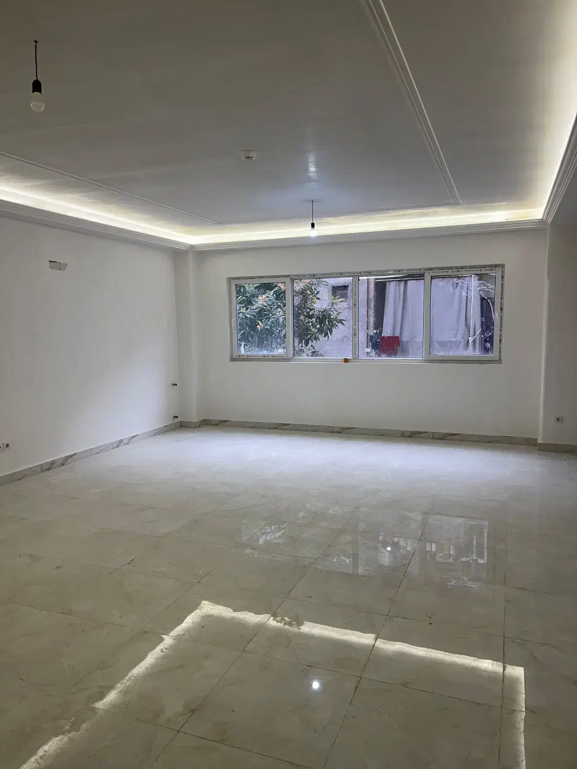 اپارتمان ۱۲۰ متری نوساز خیابان تهران مهتاب