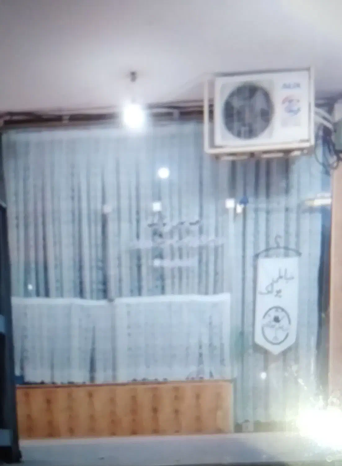 مغازه ۱۵متری داخل شهر