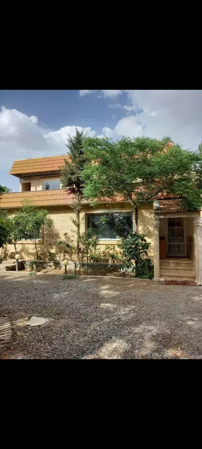 اجاره باغ ویلاباغرود