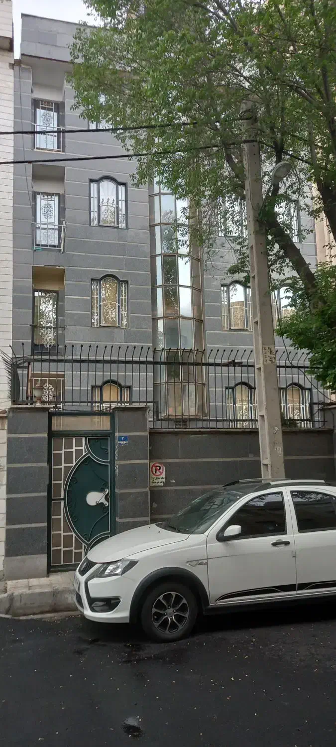 فروش آپارتمان ۱۱۸ متری دو خوابه