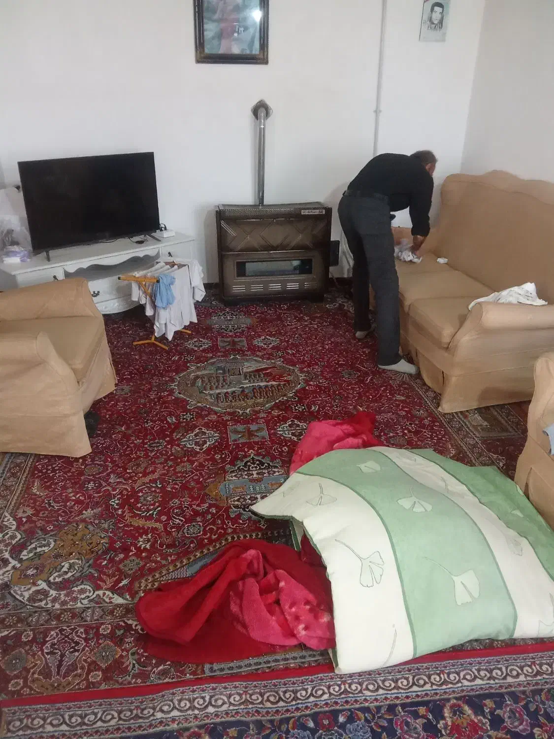 خانه تک واحد واقع در روستای بشر بفروشد می‌رسد