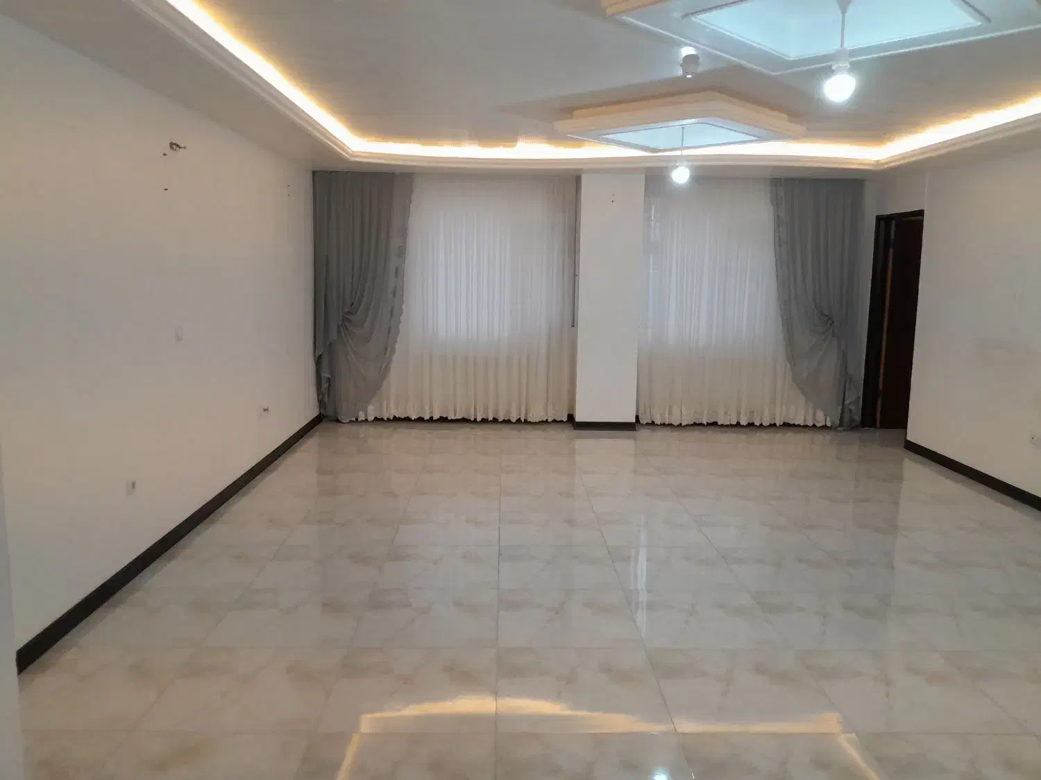 آپارتمان ۱۲۰متری پردیس۱