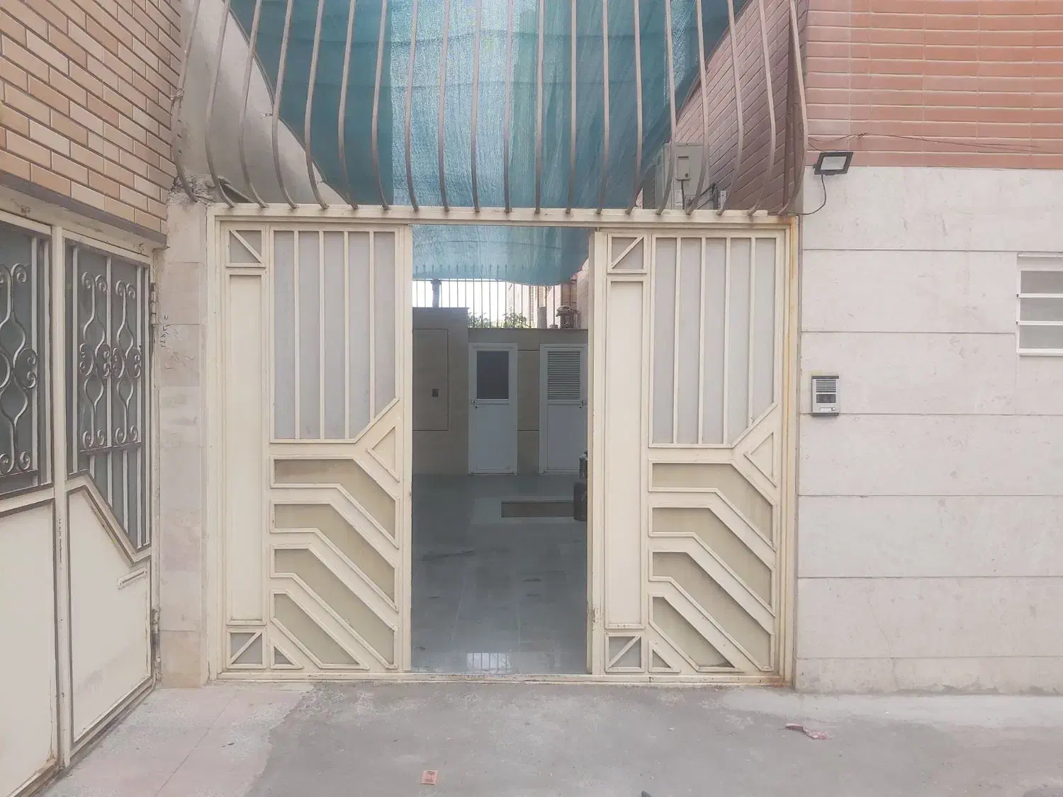 اجاره واحد    حیاط   دار      راه جدا