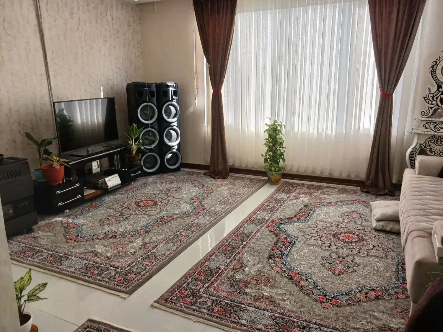آپارتمان ۹۰متری