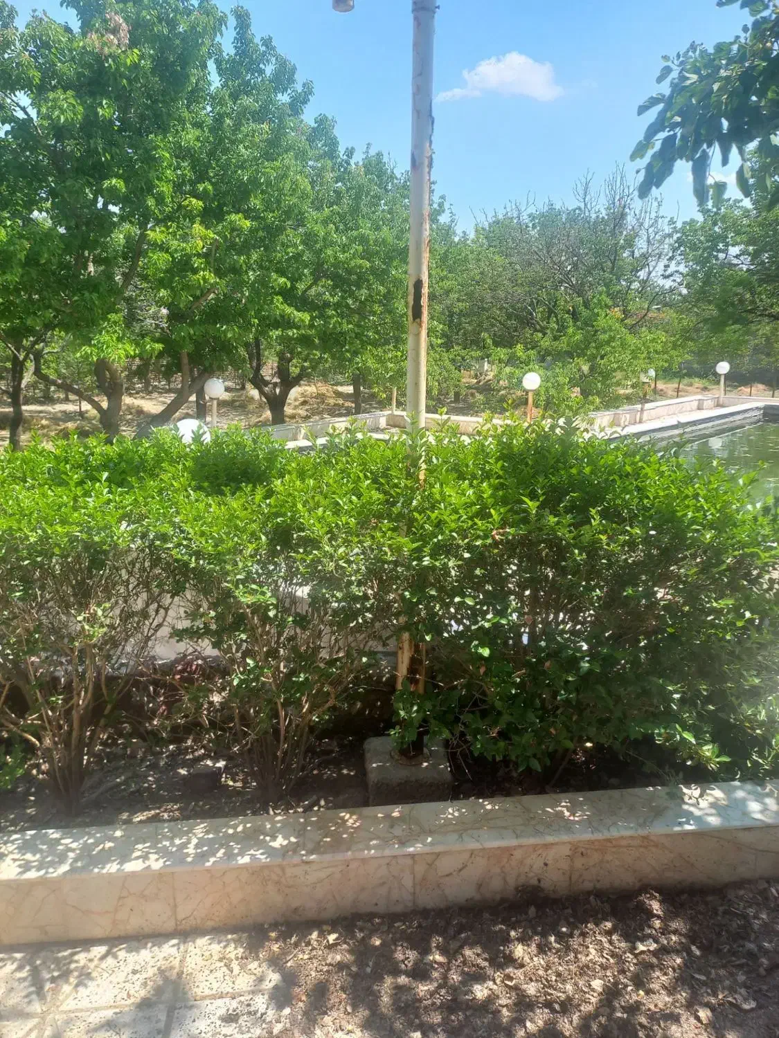 باغ ویلا(مسکونی) به متراژ۲۴۰۰ متر