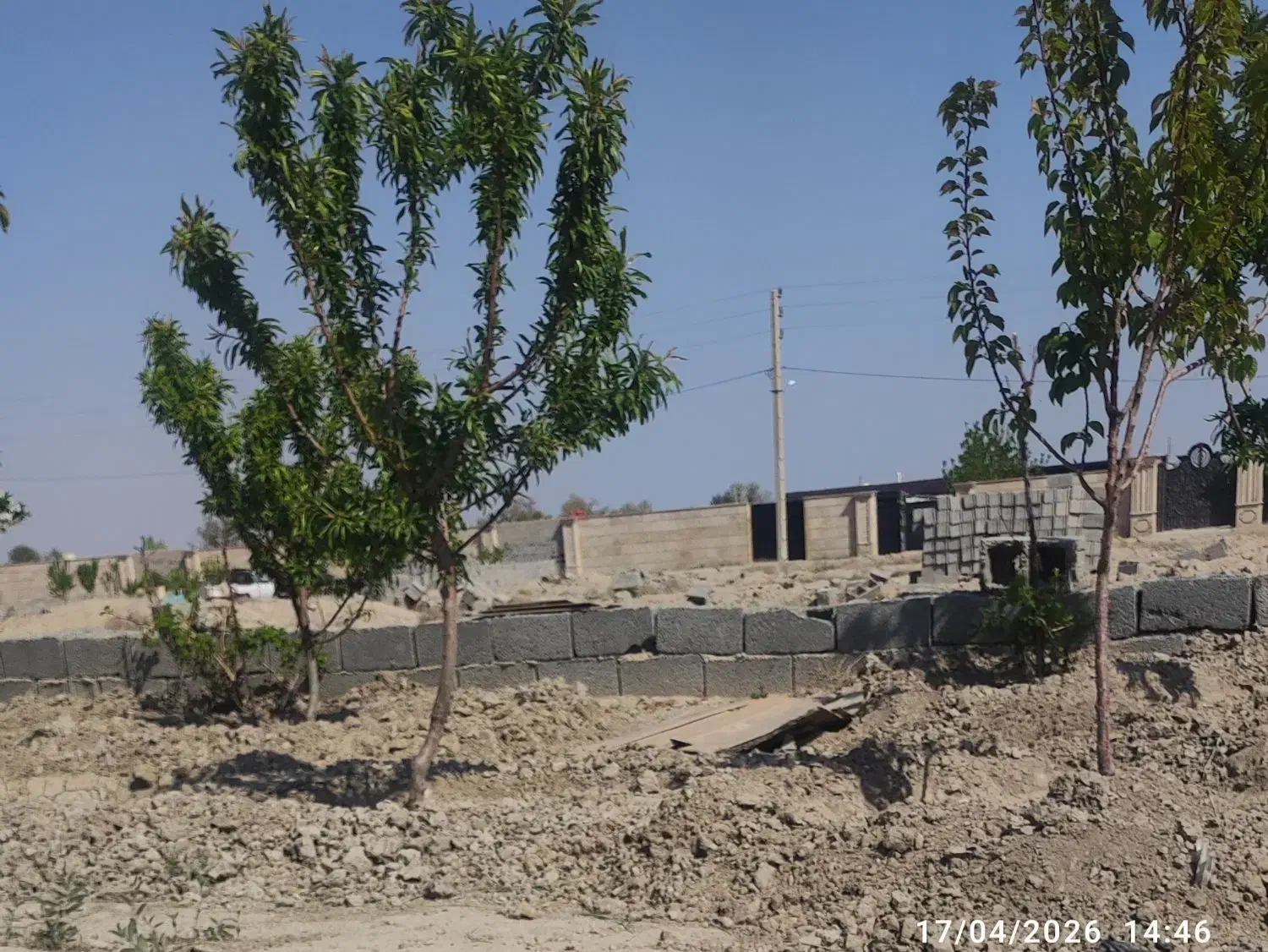 ۴۰۰متر زمین  در صفادشت