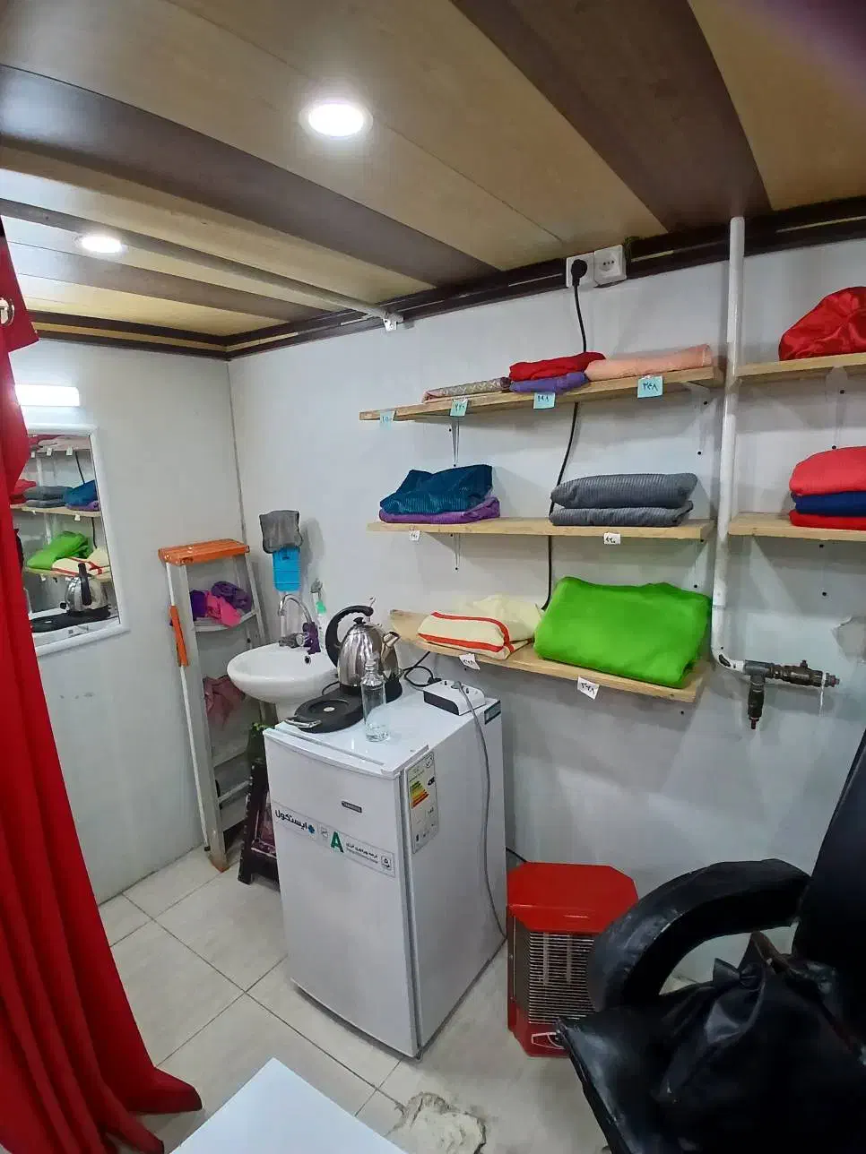 مغازه جهت اجاره در خیابان آذربایجان