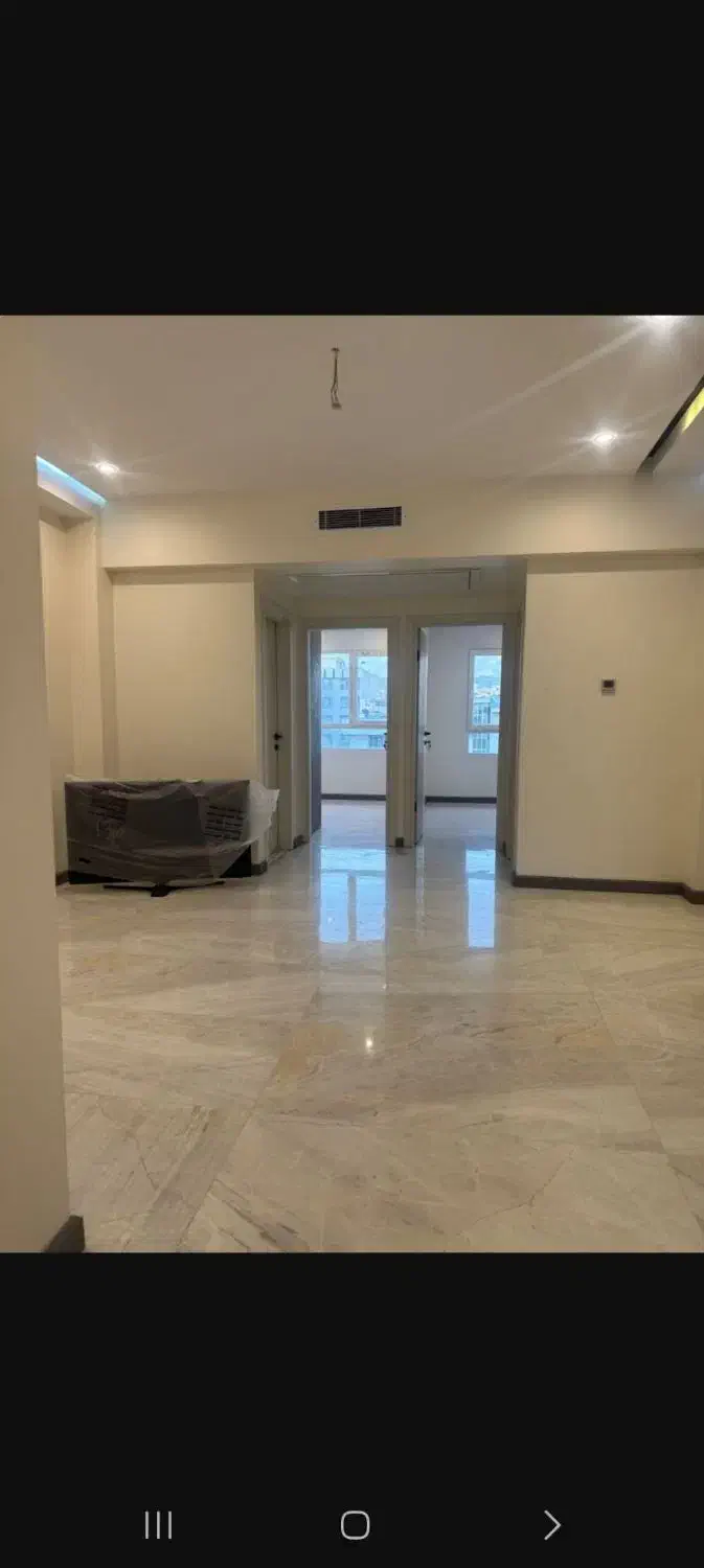 اپارتمان ۹۲ متر میدان امامت ۵ ساله شیک